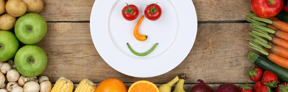 A chi non è mai capitato, in un giorno qualsiasi, di voler cambiare tipo di alimentazione, stravolgere quelle abitudine che facevano parte della nostra quotidianità e di cambiare fisico in un giorno? È stato anche un mio pensiero, ma prima di poter fare tutti questi cambiamenti bisogna affrontarli gradualmente e con metodo. Continua a leggere per saperne di più. Alimentazione sana: Costrizione o stile di vita?